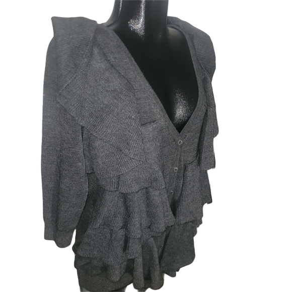 Premise Gray Knit Ruffled Cardigan L - Picture 2 of 6